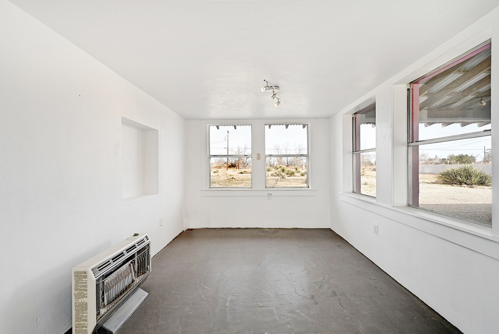 1011 W Washington St, Marfa, Texas image 14