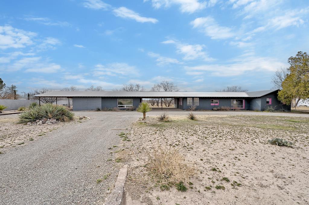 1011 W Washington St, Marfa, Texas image 3