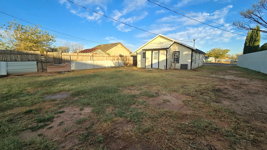 2113 W 3rd, Odessa, Texas image 13