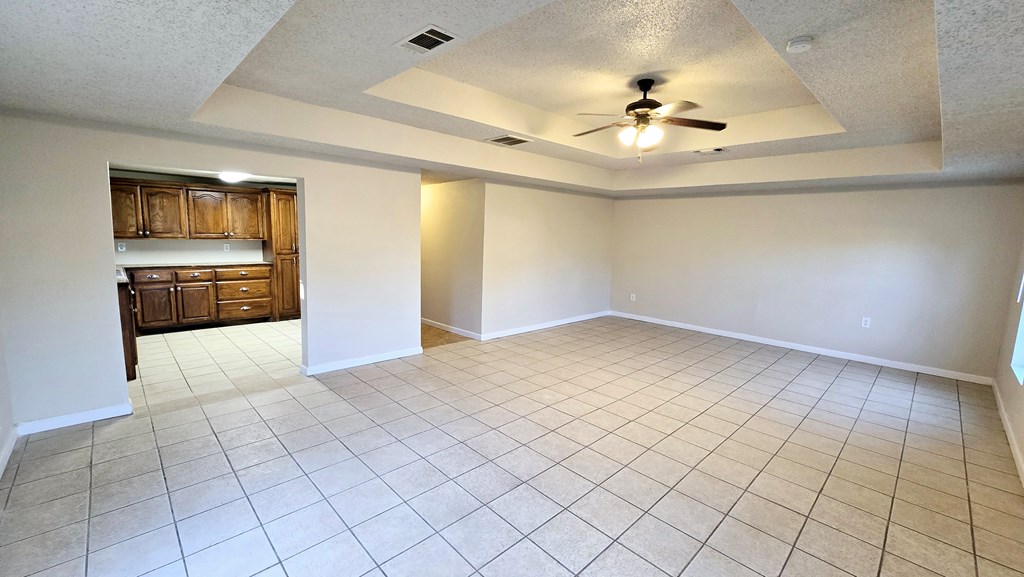 2113 W 3rd, Odessa, Texas image 4