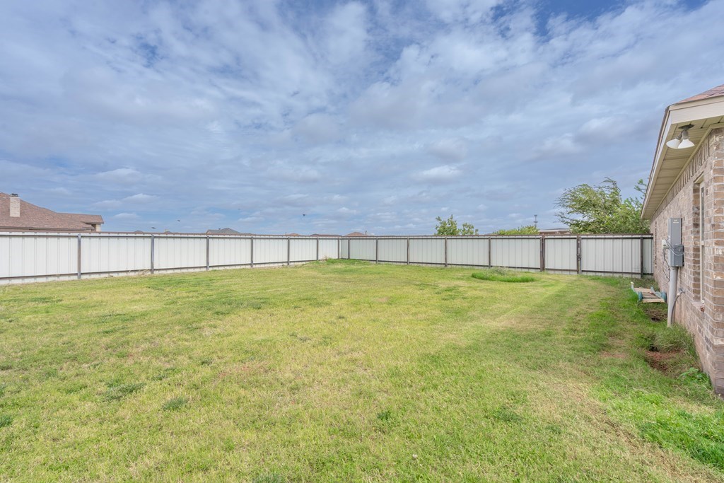 8811 Downs Dr, Odessa, Texas image 3