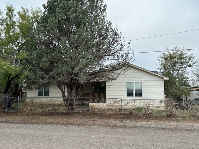 305 S 14th St, Alpine, Texas image 24