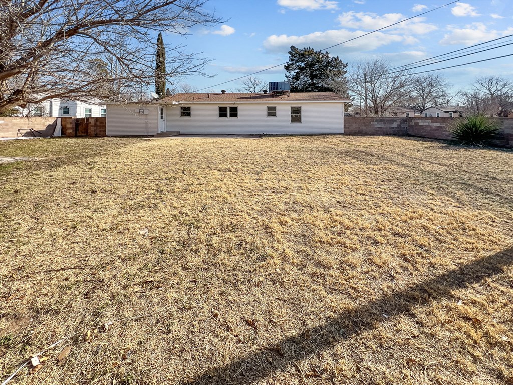 3101 Center, Odessa, Texas image 22