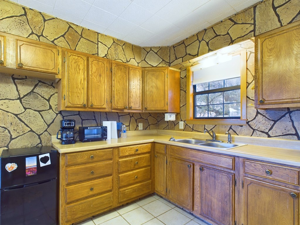 305 Tomahawk Trail, Fort Davis, Texas image 12