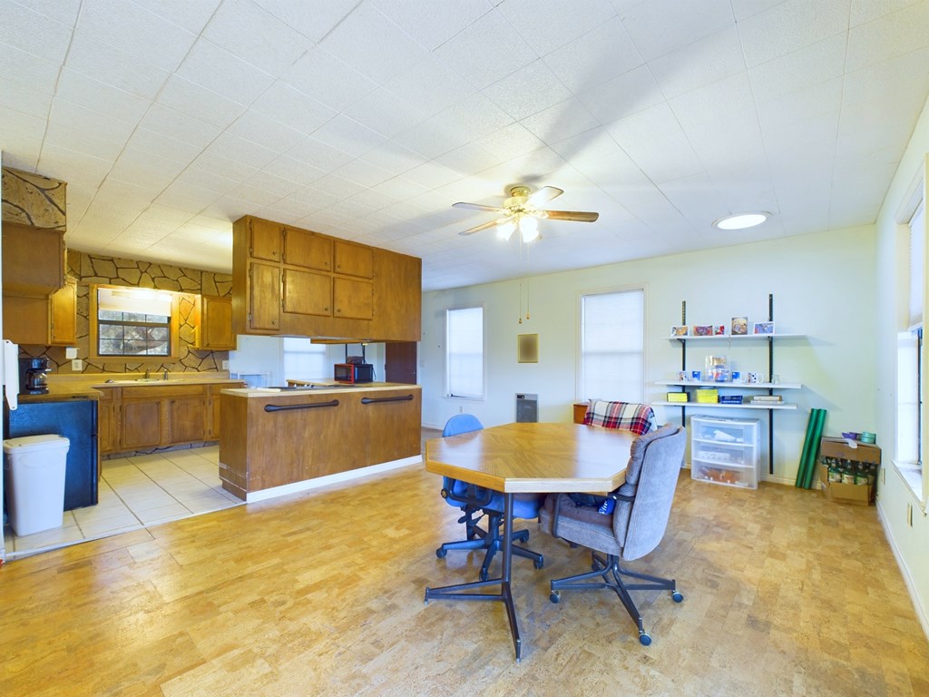 305 Tomahawk Trail, Fort Davis, Texas image 6