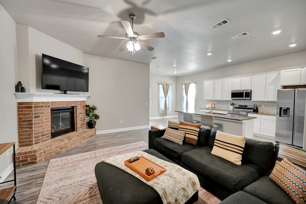 1316 E 95th St, Odessa, Texas image 9