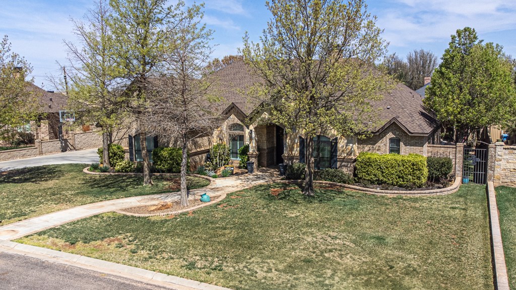 2404 Oakridge Ln, Seminole, Texas image 2