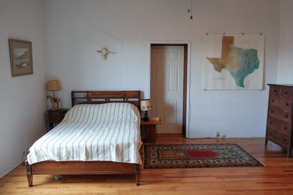 702 N Spring St, Marfa, Texas image 13