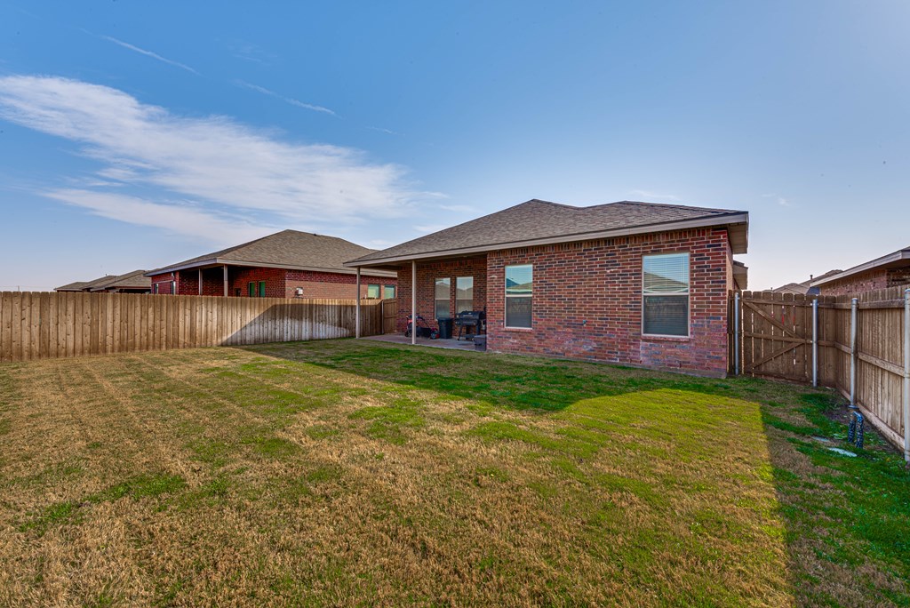 8919 Red Cliff Ave, Odessa, Texas image 23