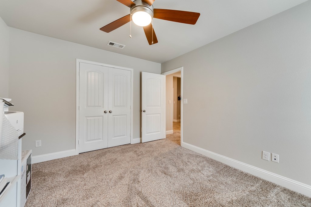 8919 Red Cliff Ave, Odessa, Texas image 11