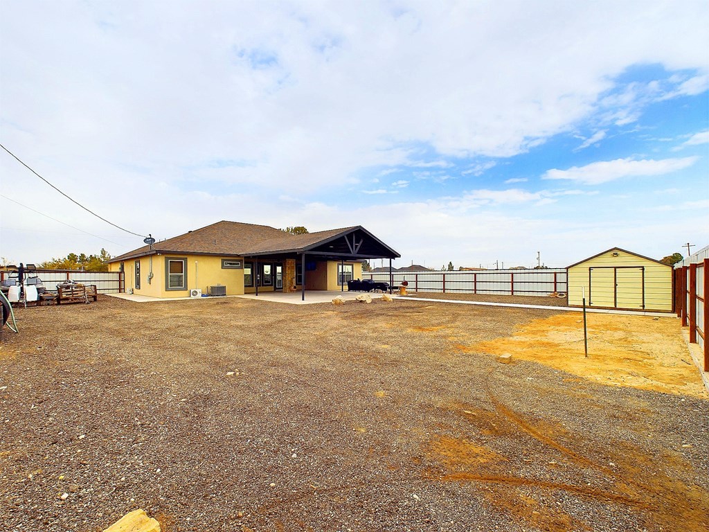 712 Lincoln St, Pecos, Texas image 11