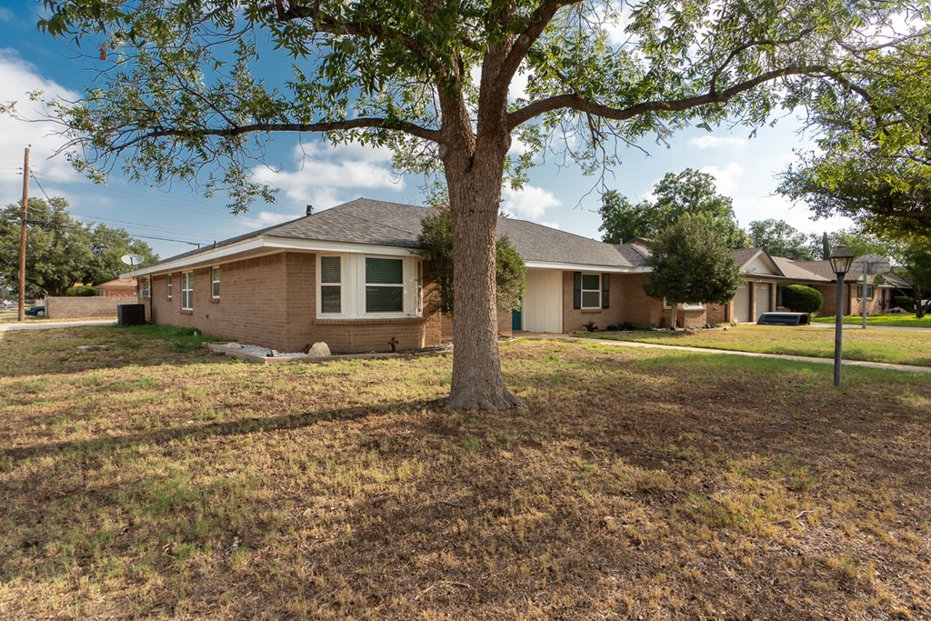 2828 Fannin Ave, Midland, Texas image 2