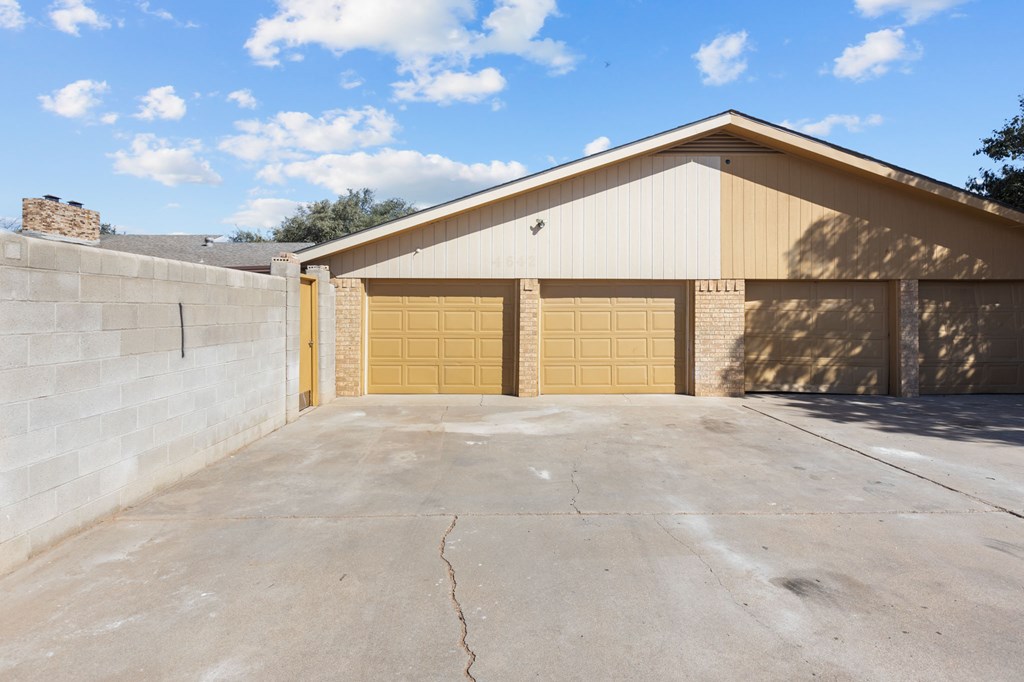 4642 Lemonwood Lane, Odessa, Texas image 21