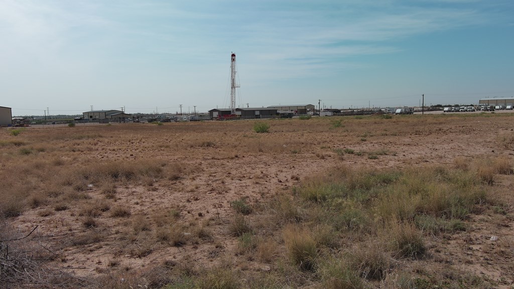 1517 S County Rd 1102, Midland, Texas image 2