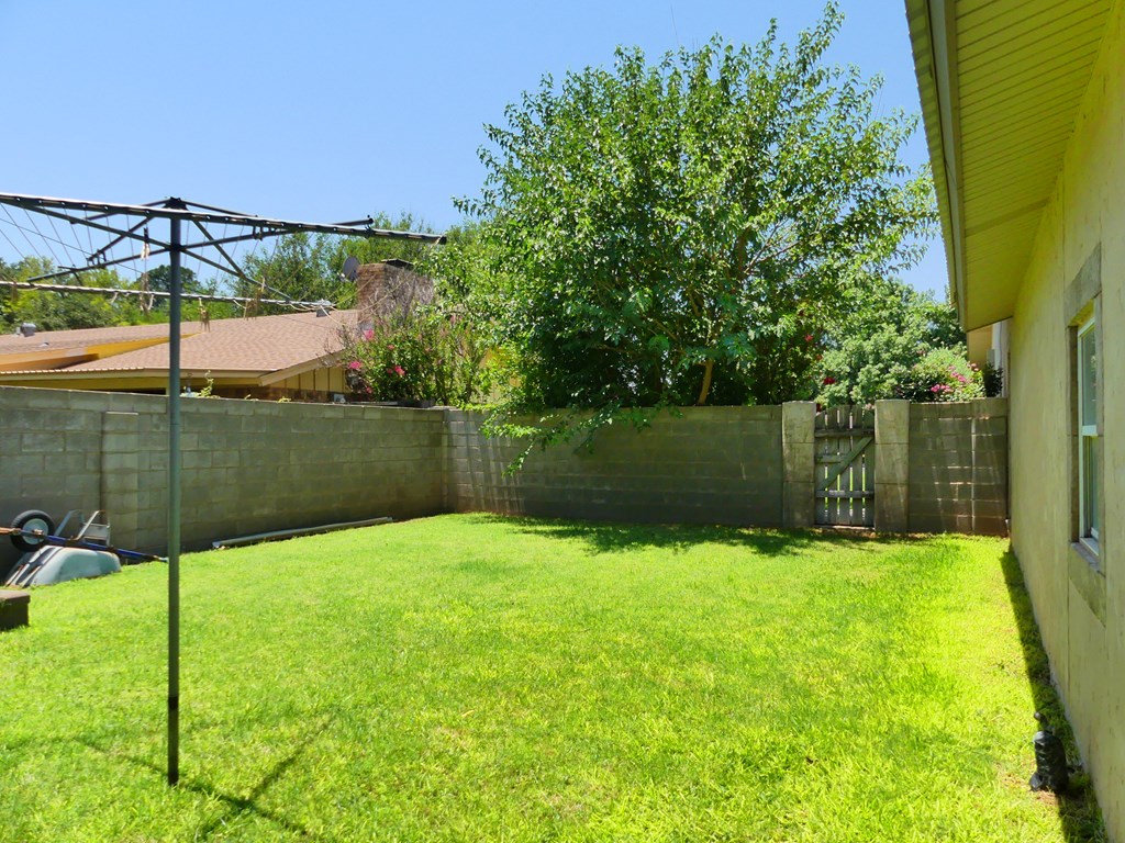 1312 NW 15th St, Andrews, Texas image 45