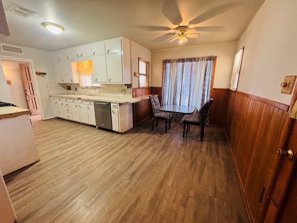 1725 E 11th St, Odessa, Texas image 6