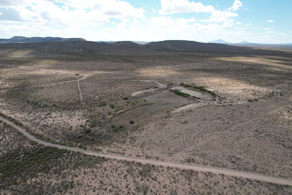 17 Hummingbird Run, Sierra Blanca, Texas image 13