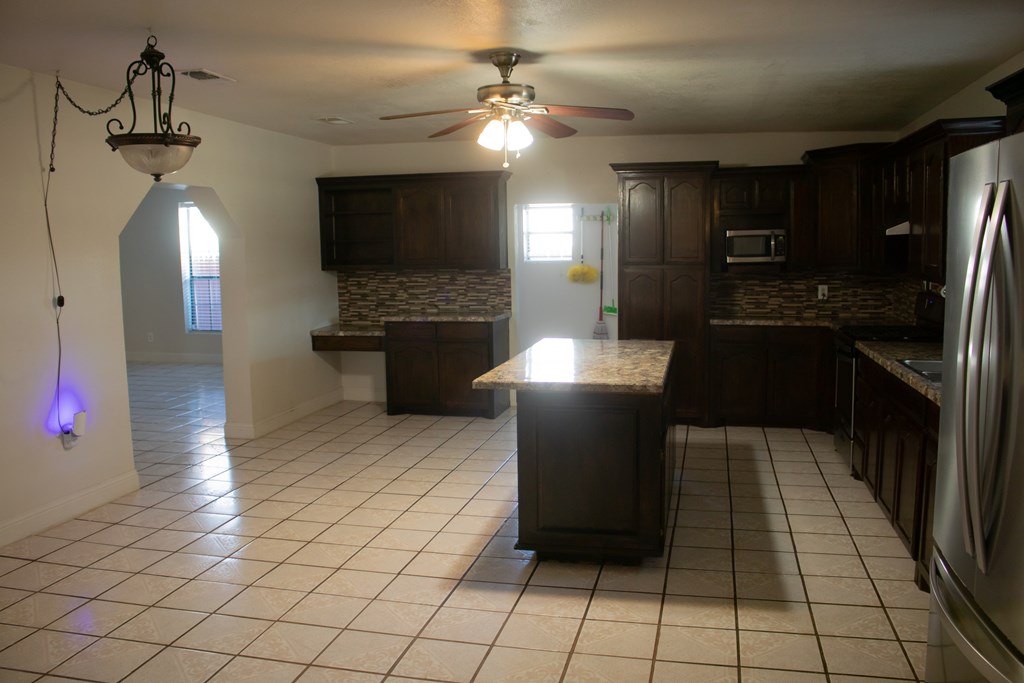 309 W Callaghan Avenue, Fort Stockton, Texas image 16