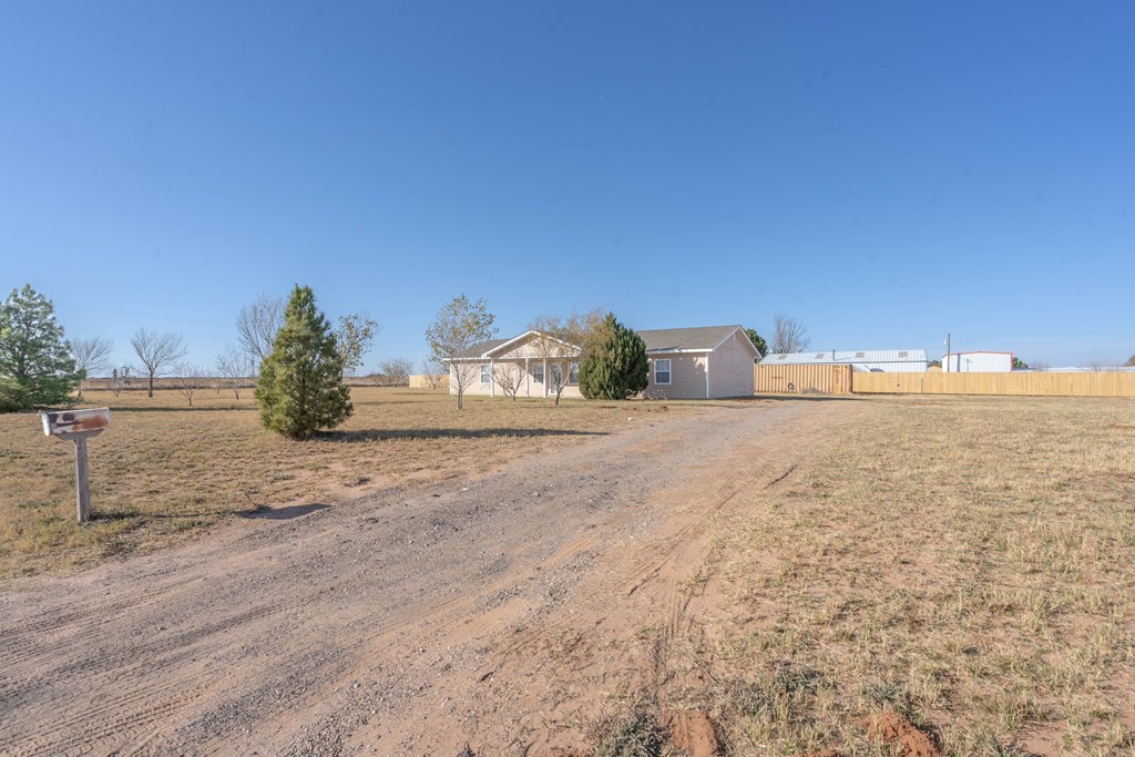 2210 W County Rd 150, Midland, Texas image 3