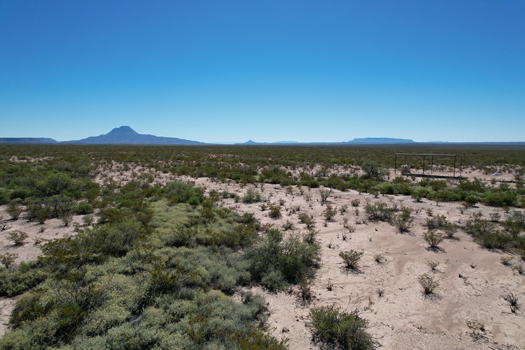 25-7 Butcherknife Road, Alpine, Texas image 4