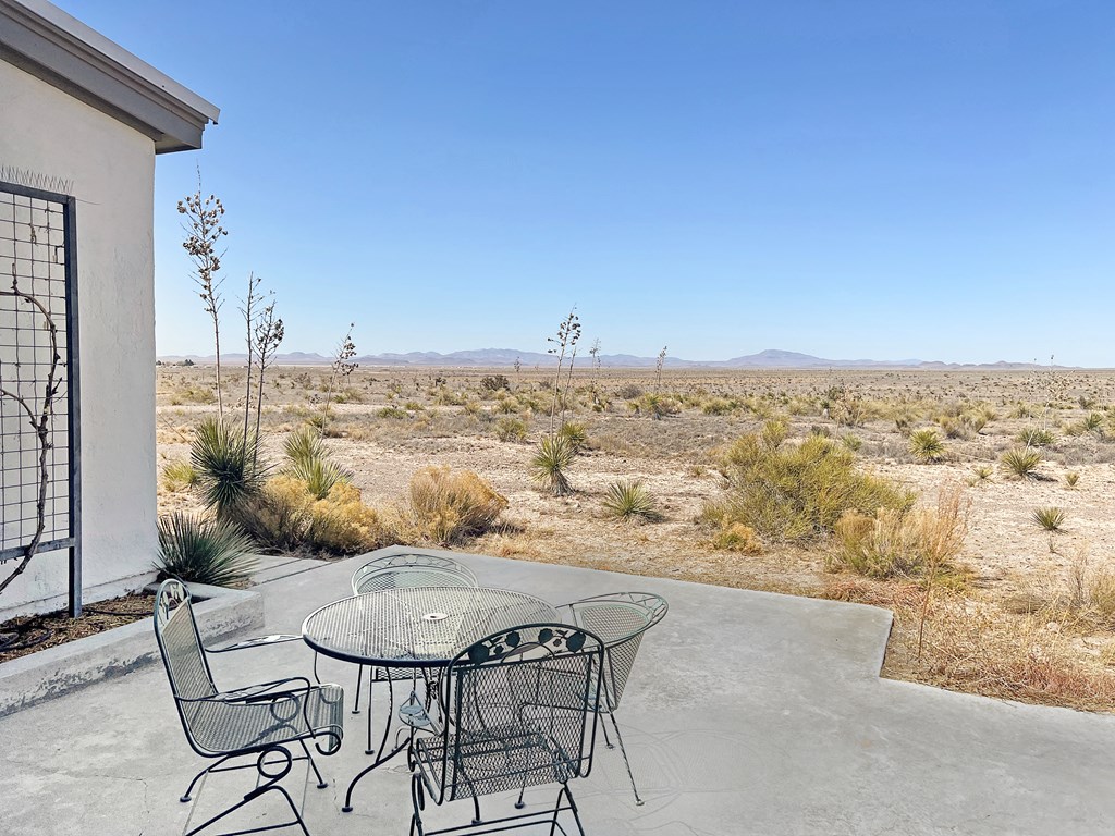 2103 Antelope Hills Rd, Marfa, Texas image 12