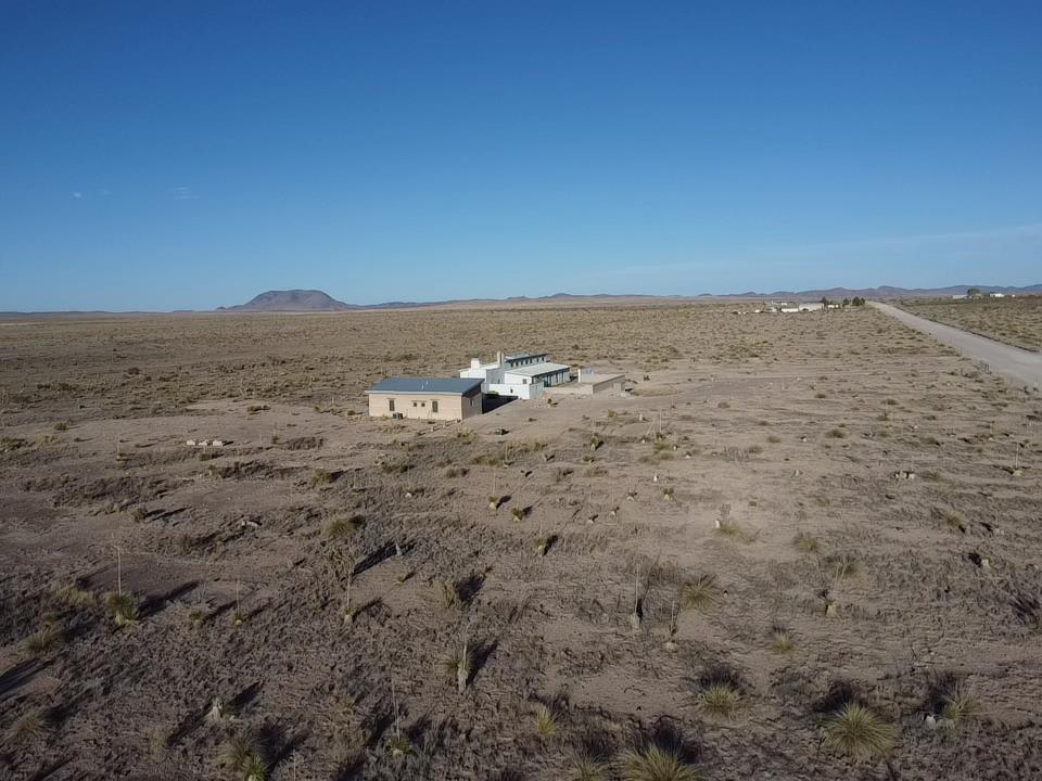 2103 Antelope Hills Rd, Marfa, Texas image 41