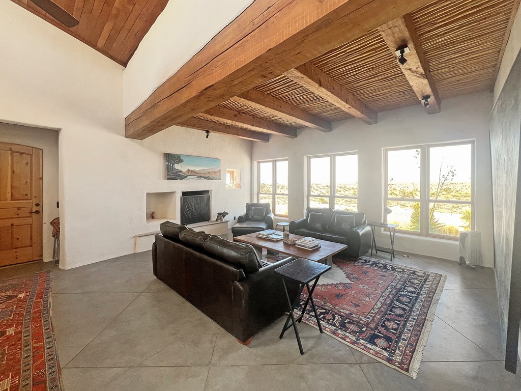 2103 Antelope Hills Rd, Marfa, Texas image 15