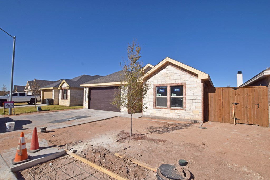 8637 Fortuna Ct, Odessa, Texas image 3