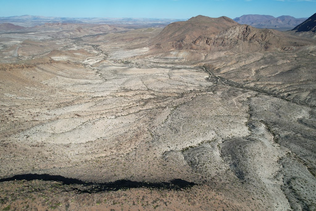 480 Kiss Avenue, Terlingua, Texas image 15