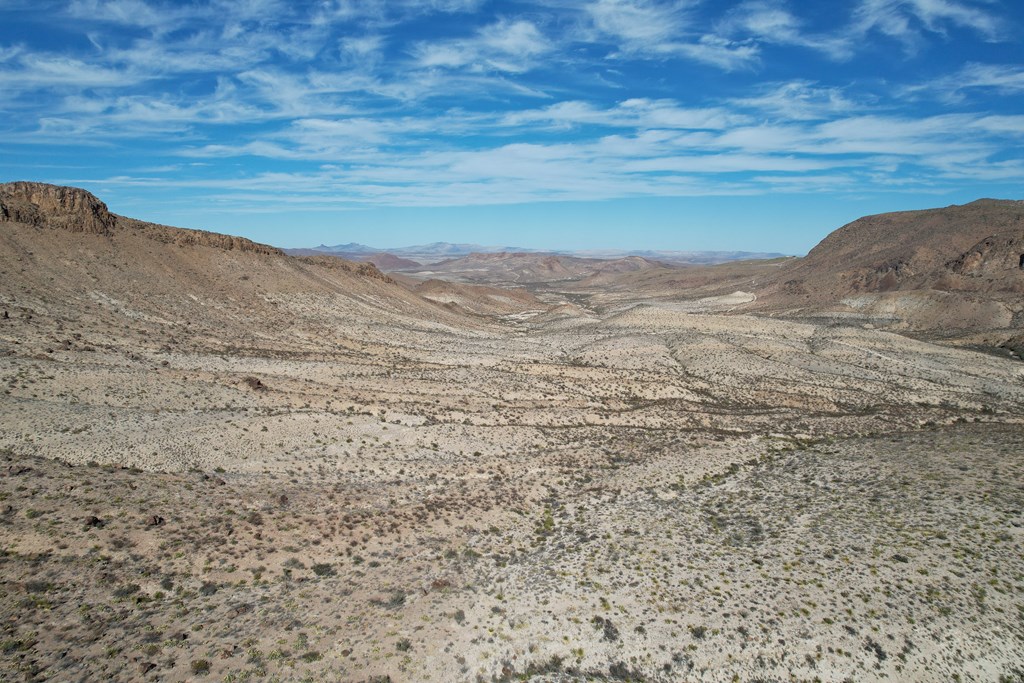 480 Kiss Avenue, Terlingua, Texas image 8