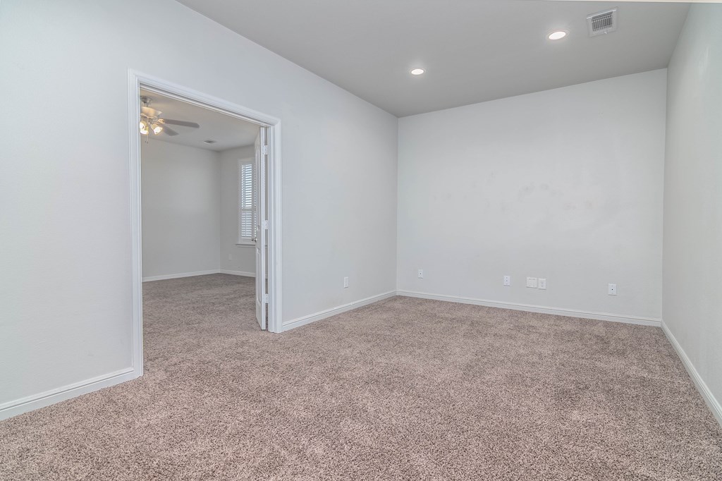 8330 E County Rd 114, Midland, Texas image 23