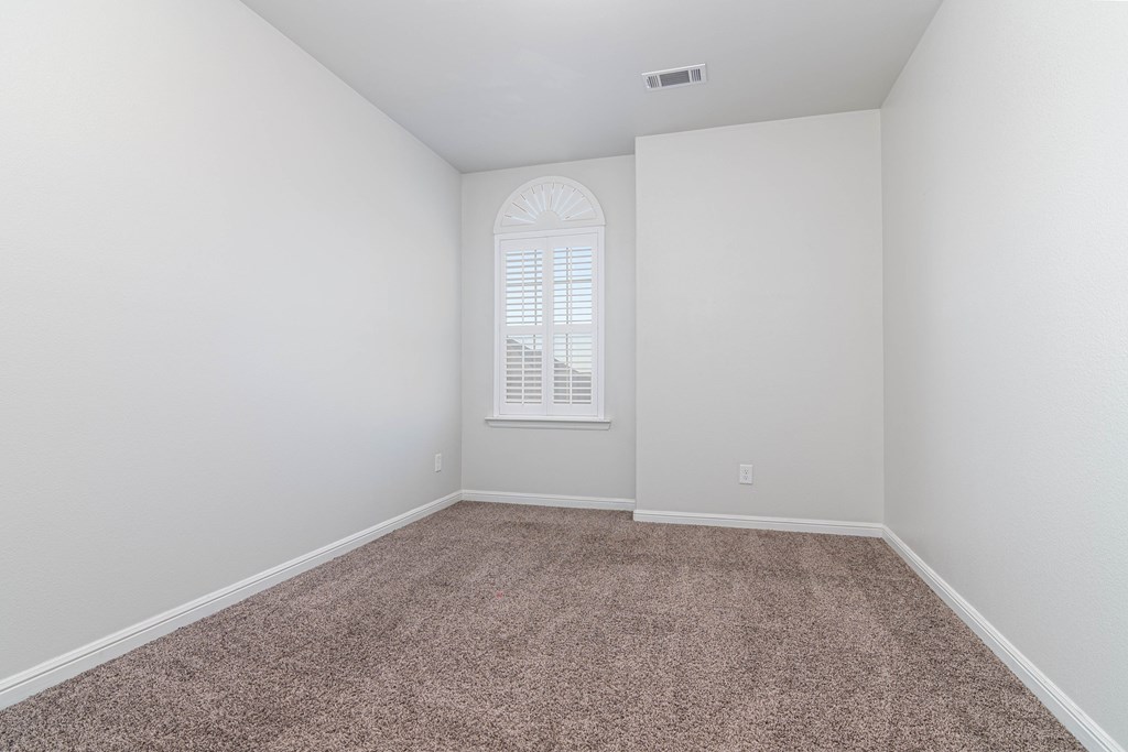 8330 E County Rd 114, Midland, Texas image 18