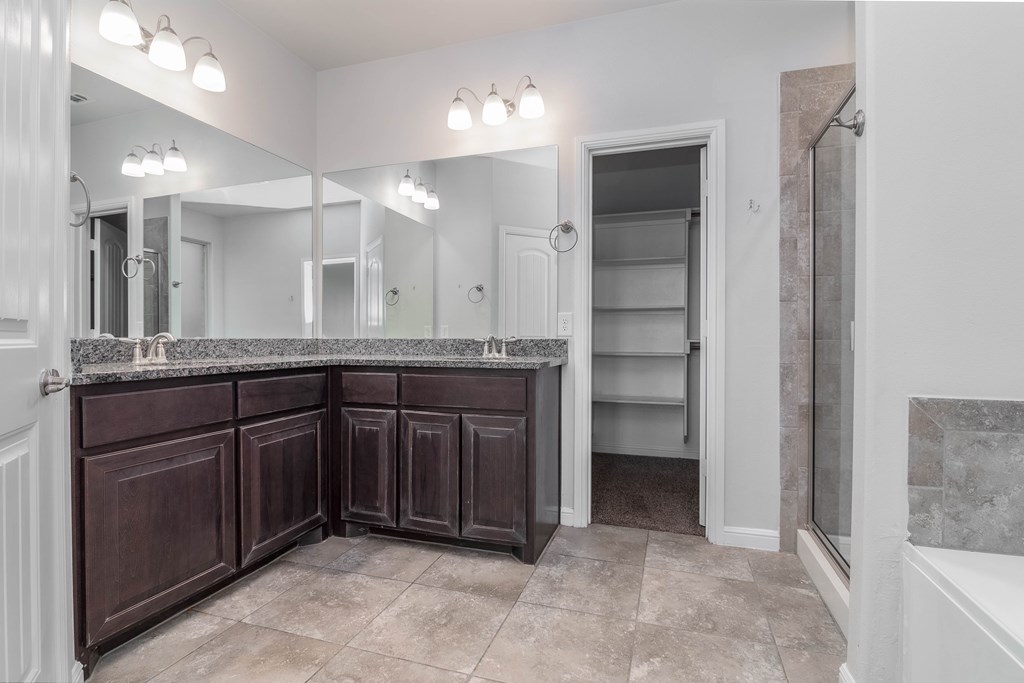 8330 E County Rd 114, Midland, Texas image 12