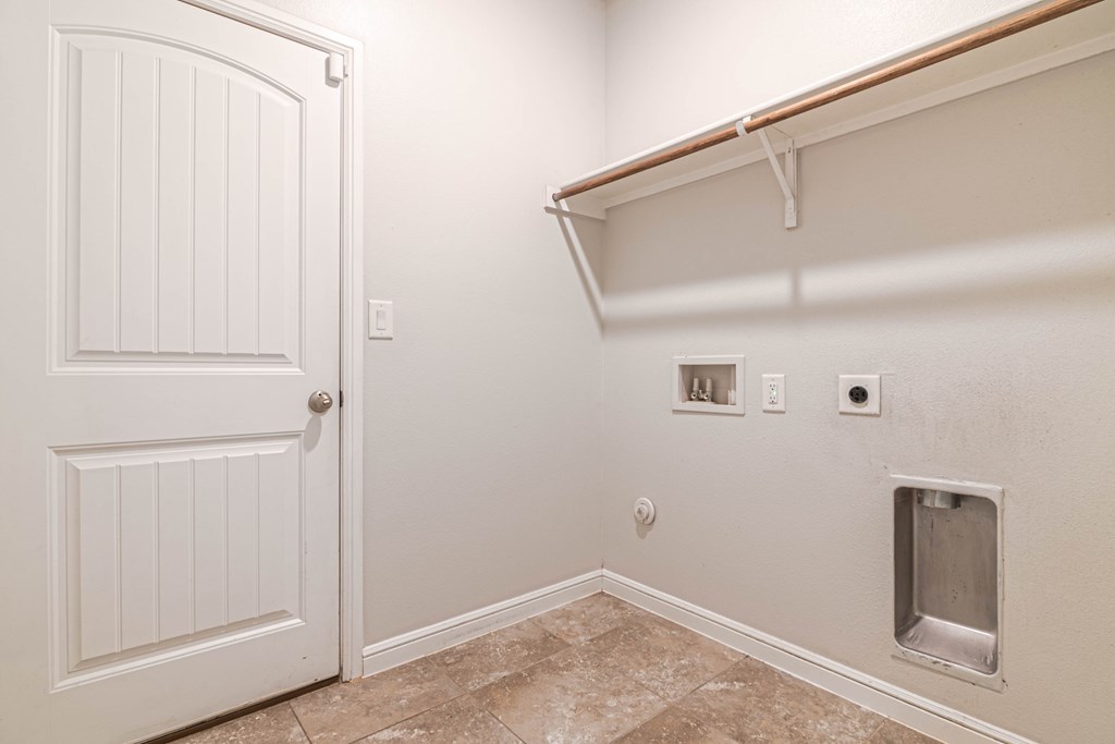 8330 E County Rd 114, Midland, Texas image 25