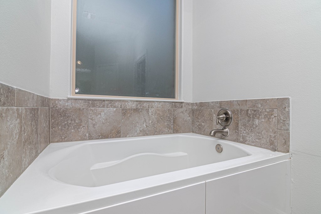 8330 E County Rd 114, Midland, Texas image 14