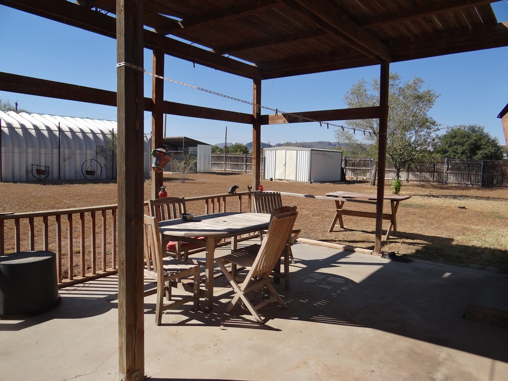 1101 N 14th St, Alpine, Texas image 6