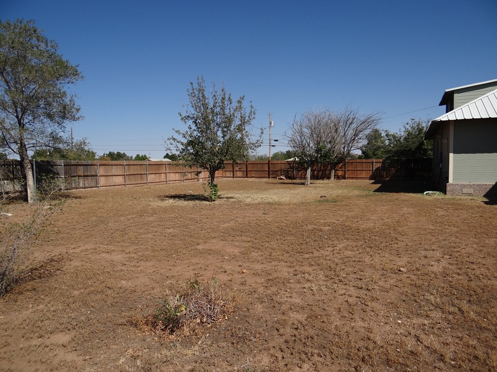 1101 N 14th St, Alpine, Texas image 3