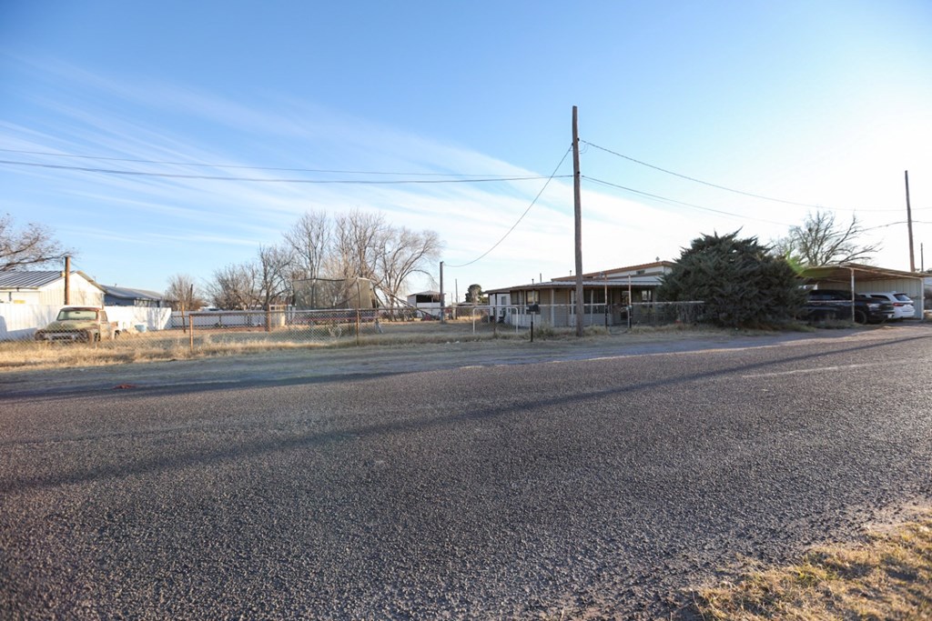 2000 W 3rd St, Monahans, Texas image 19