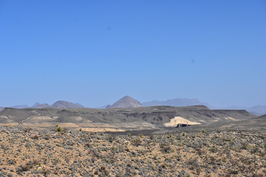 3050 Sandra Road, Terlingua, Texas image 2