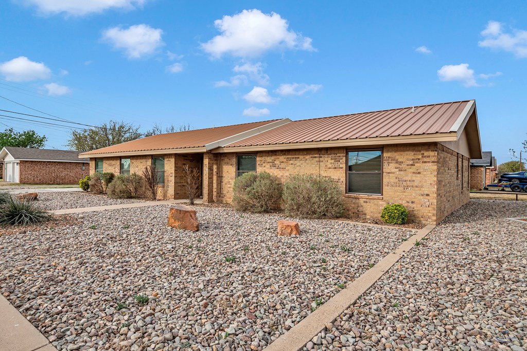 412 E 89th St, Odessa, Texas image 10