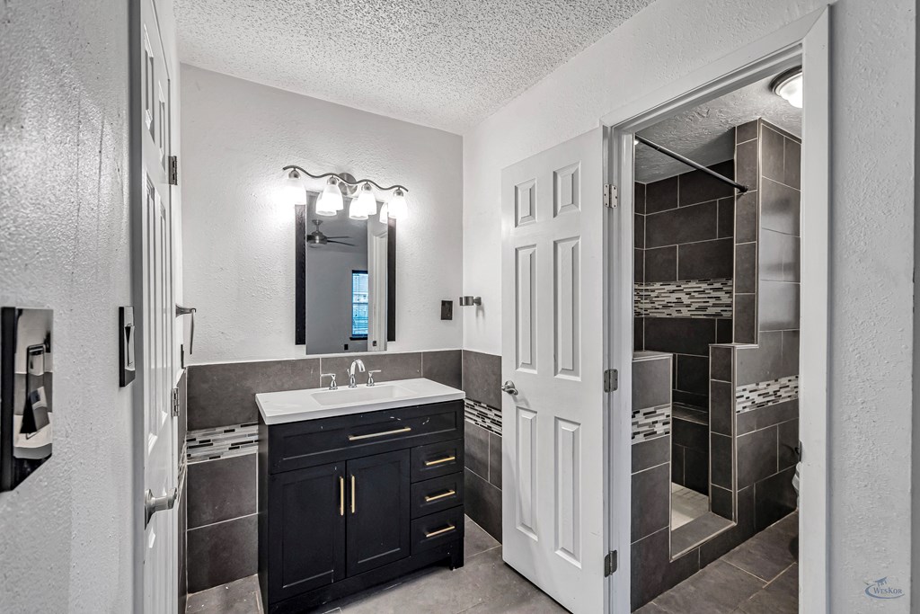 412 E 89th St, Odessa, Texas image 36