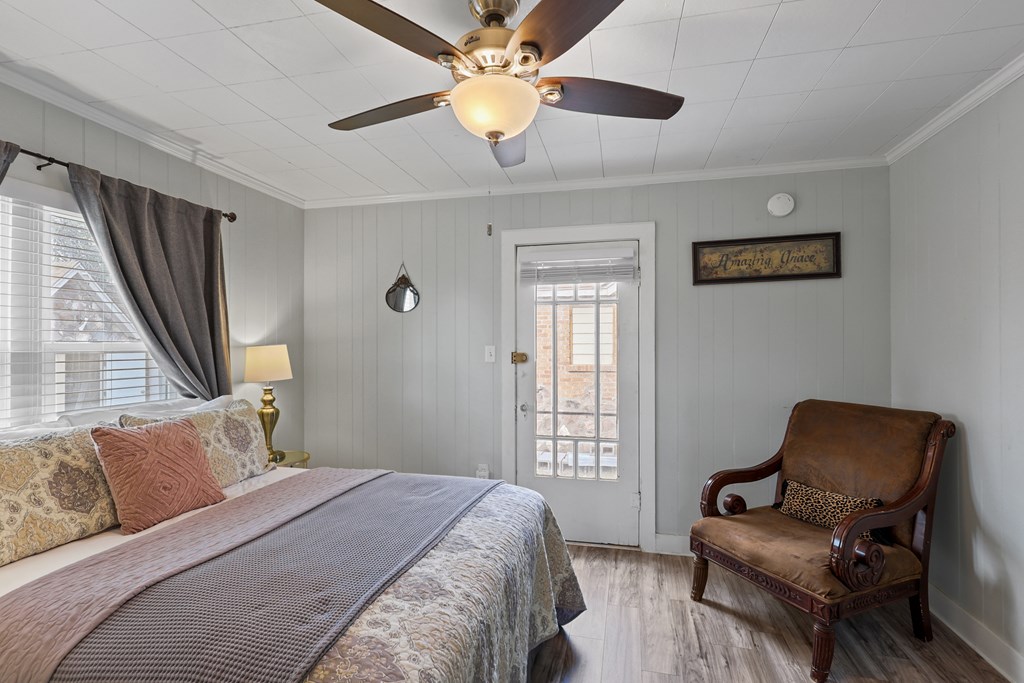 405 E Ave E, Alpine, Texas image 15