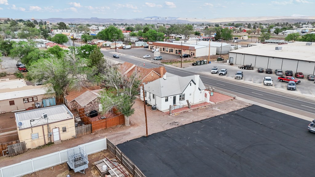 405 E Ave E, Alpine, Texas image 28