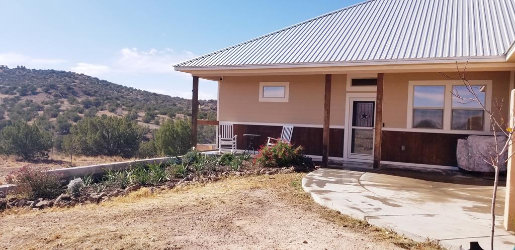 407 Texas Oak, Alpine, Texas image 3