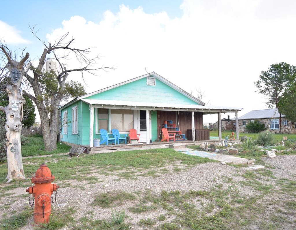 501 NE 8th St, Marathon, Texas image 1