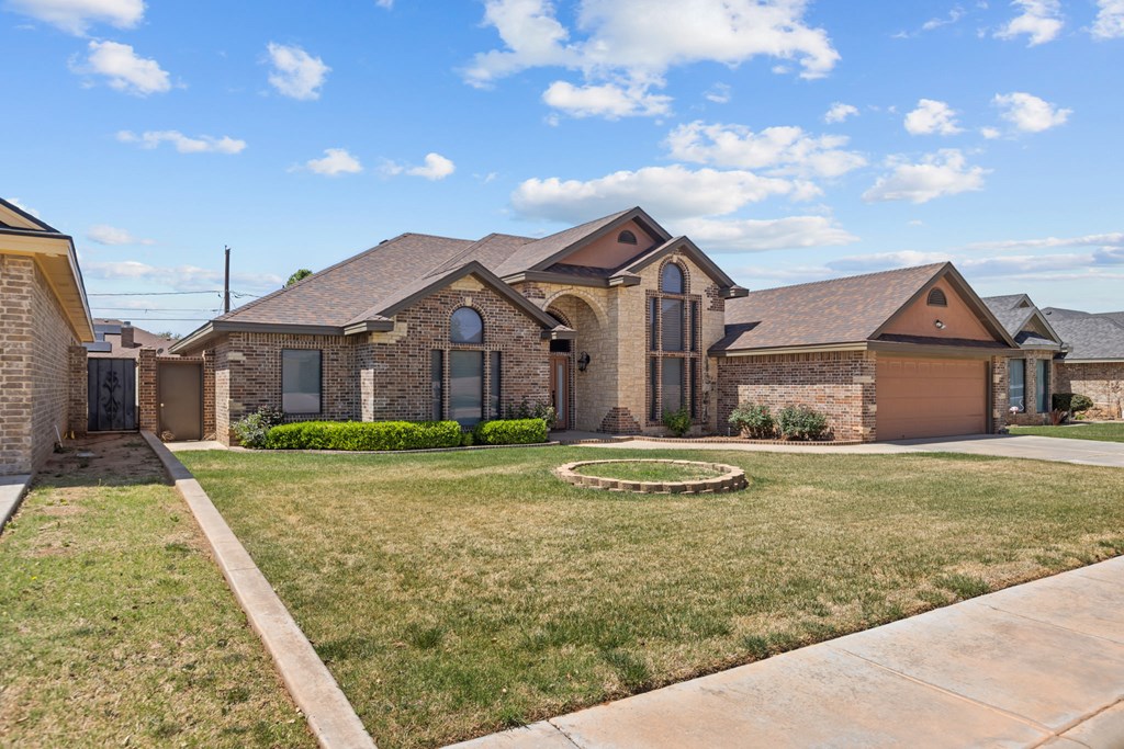 1515 Nehemiah St, Andrews, Texas image 2