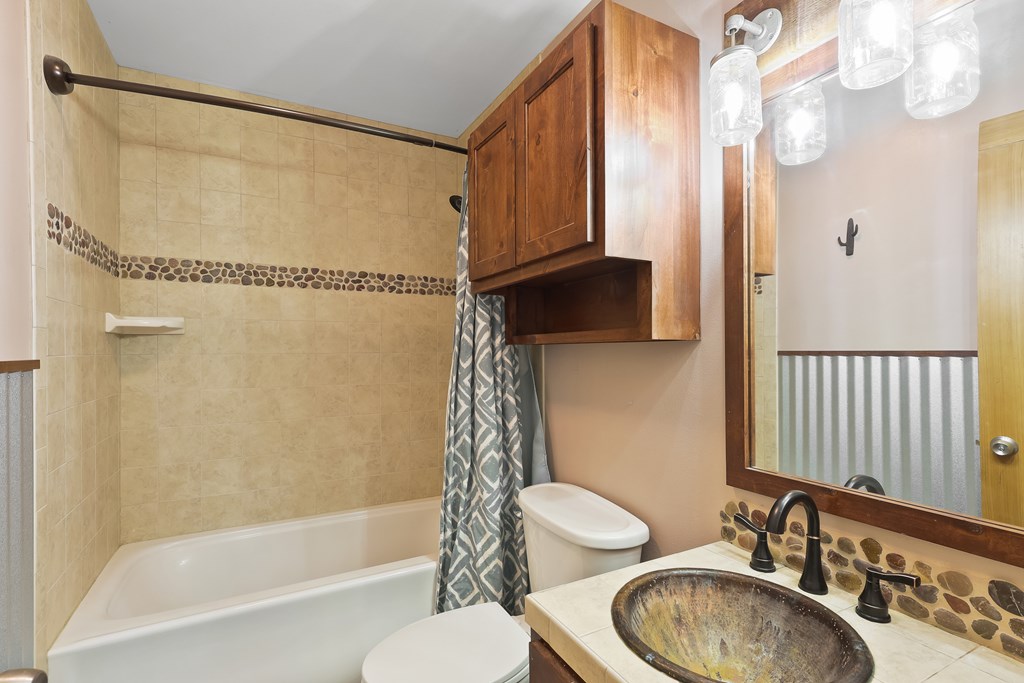 505 E Nations, Alpine, Texas image 19