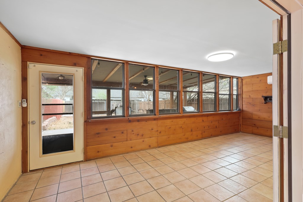 505 E Nations, Alpine, Texas image 21