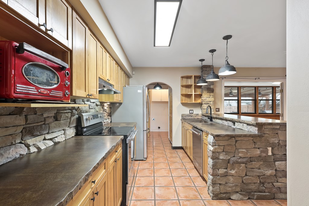505 E Nations, Alpine, Texas image 6