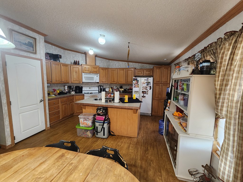 2401 S County Rd 1050, Midland, Texas image 3